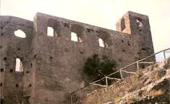 Die Ruine der Kirche